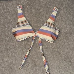 NWOT Chelsea & Violet Bikini Top